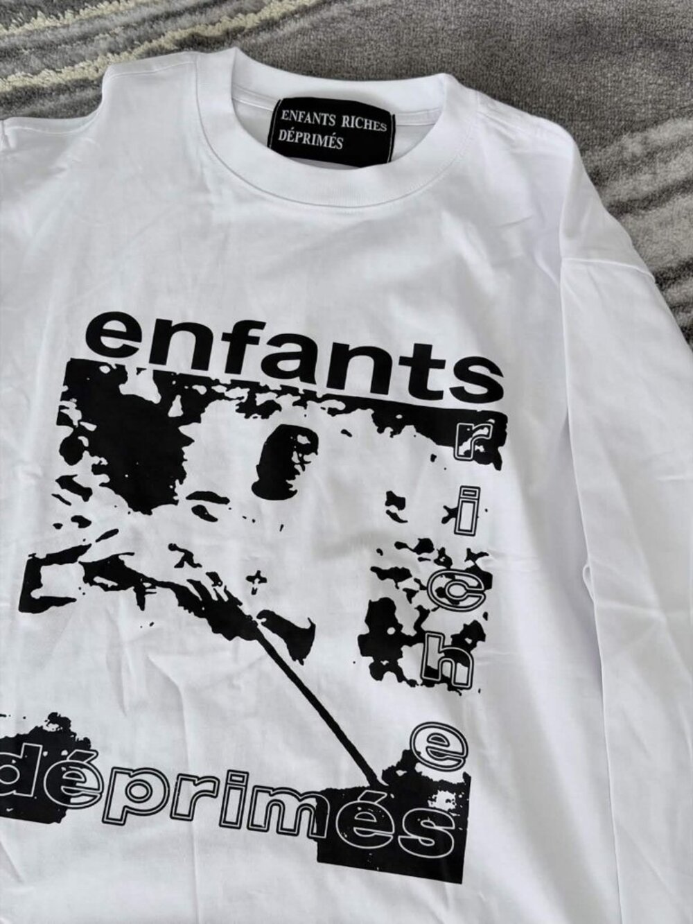 Enfants Riches Déprimés Nun Rifle Long sleeve T Shirt - Picture 2 of 2